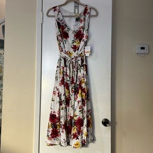 TAYLOR WOMAN FLORAL DRESS